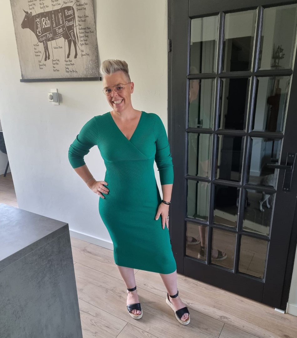 Foto Jolanda Groene Jurk GEKNIPT