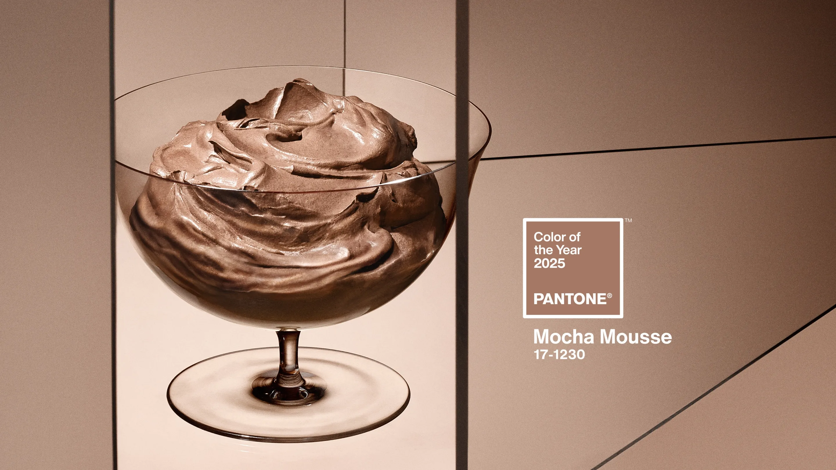Pantone Kleur Vh Jaar 2025 Glas Met Mousse