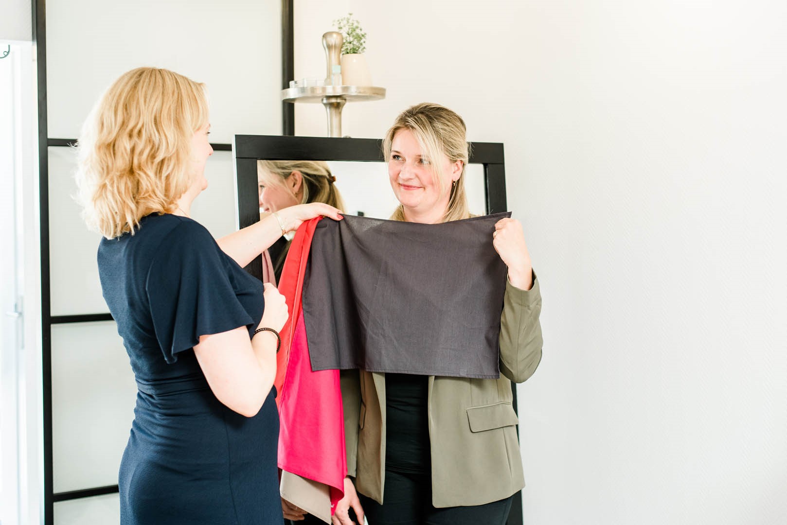 Liggend Kleuradvies Merel Grijze Doek